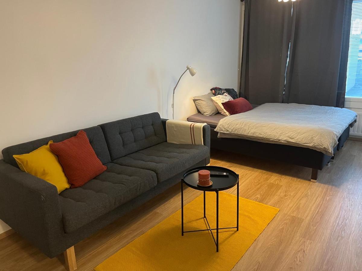 Cosy Apartment In The Heart Of Lahti, Free Parking Bagian luar foto