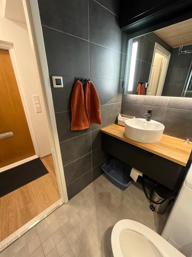 Cosy Apartment In The Heart Of Lahti, Free Parking Bagian luar foto