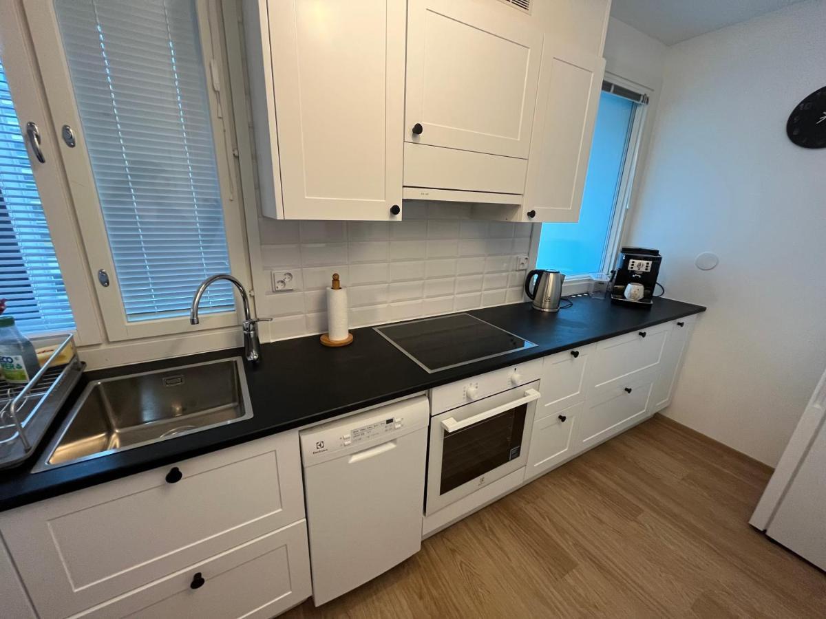 Cosy Apartment In The Heart Of Lahti, Free Parking Bagian luar foto